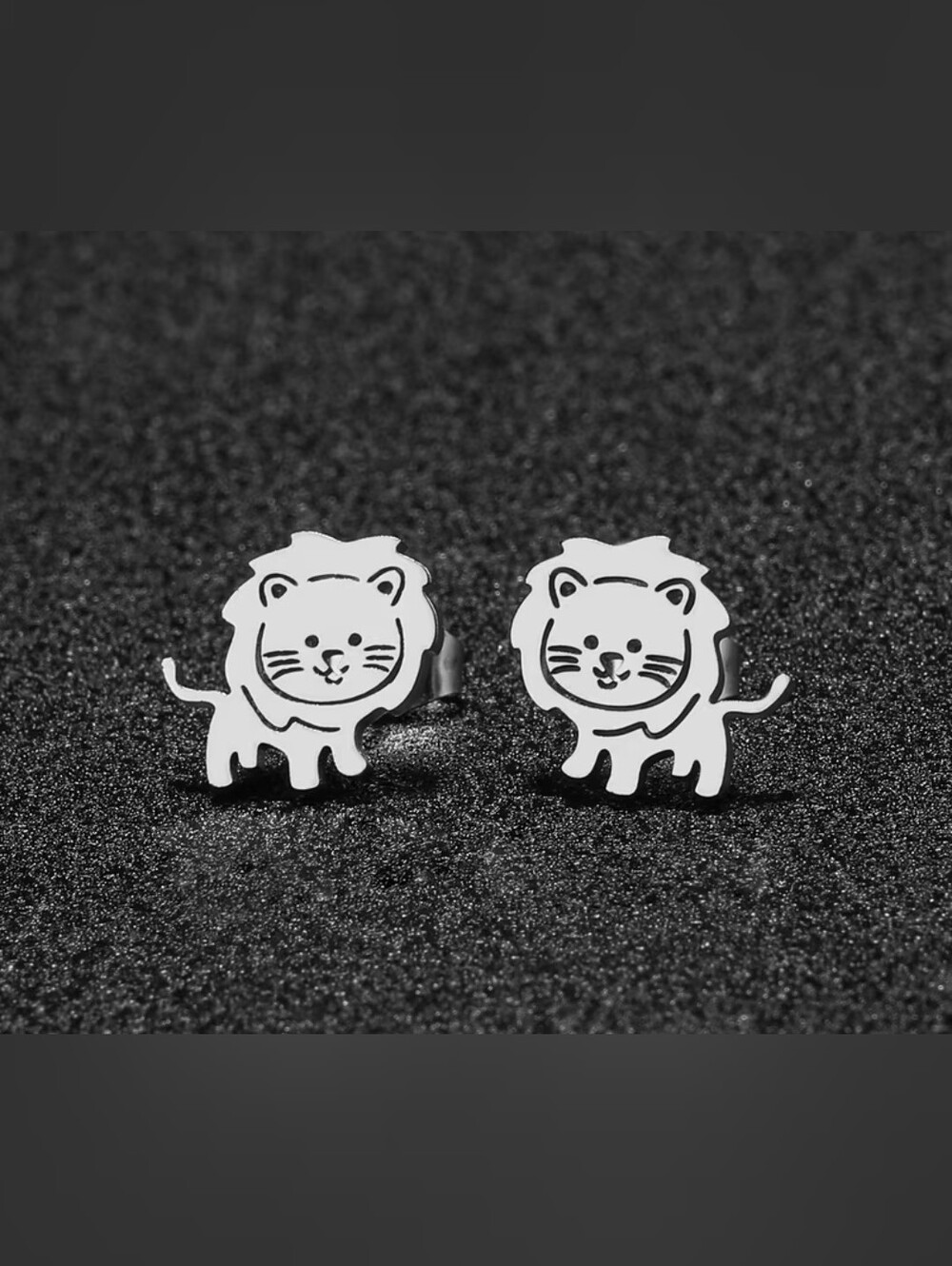 $8 Each Or Bundle 5/$20 Stainless Steel Baby Lion Stud Earrings